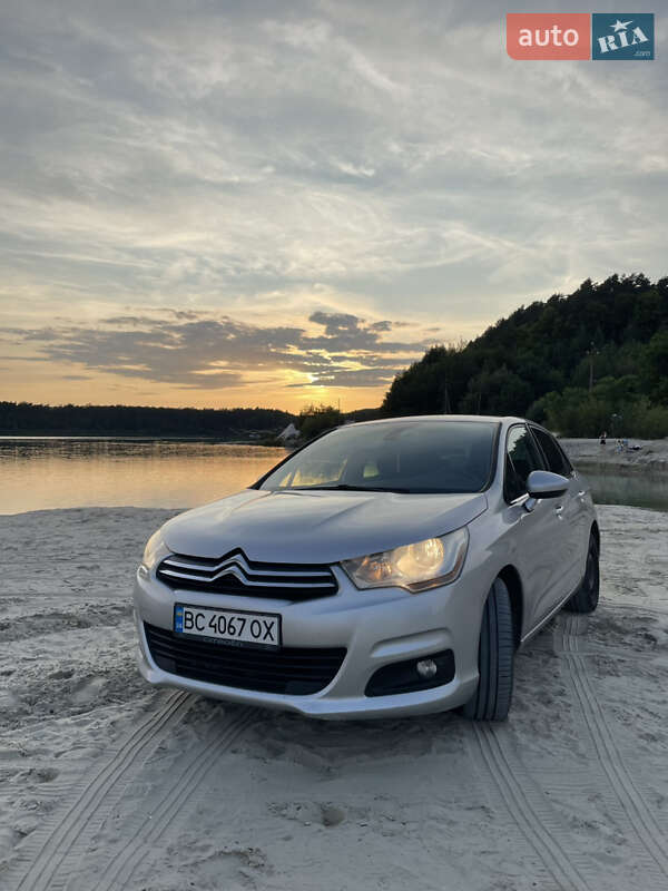 Citroen C4 2011