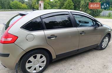 Хэтчбек Citroen C4 2010 в 