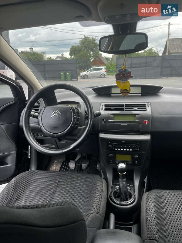Хэтчбек Citroen C4 2008 в Костополе фото 11 Хэтчбек Citroen C4 2008 в Костополе