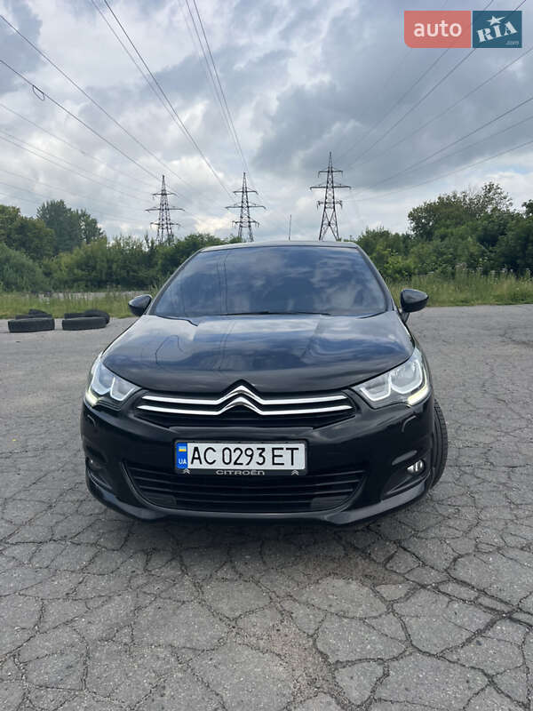 Хэтчбек Citroen C4 2017 в Полтаве