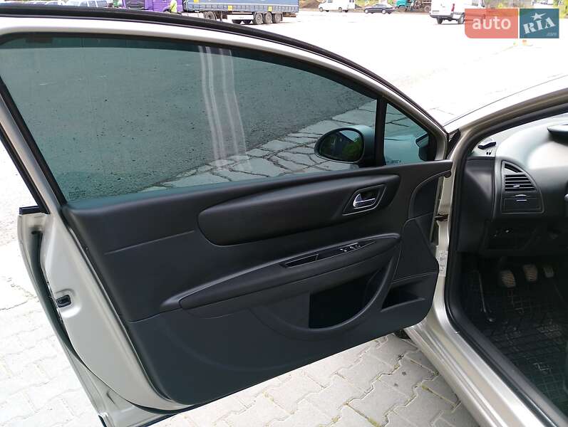 Купе Citroen C4 2008 в Черновцах