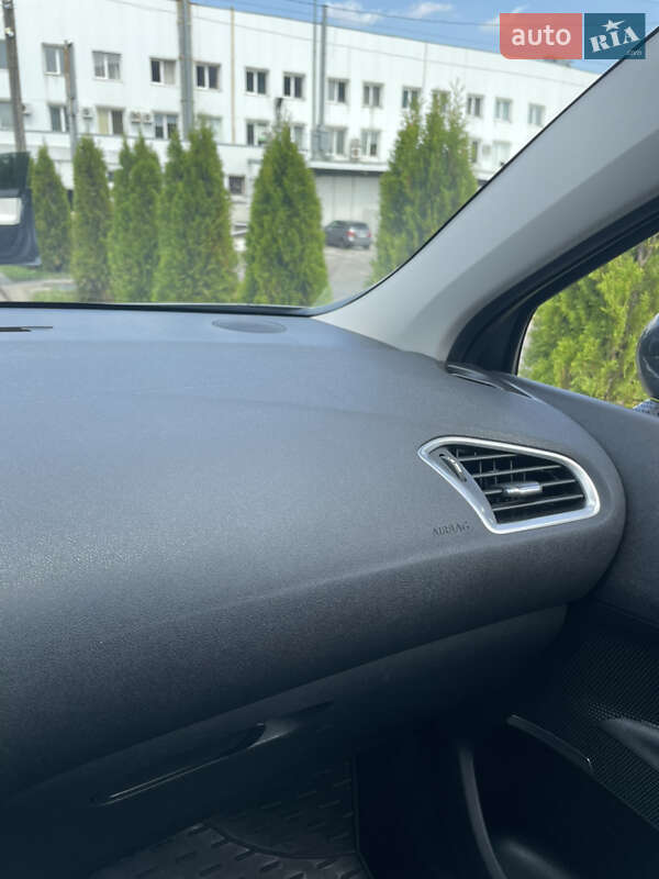 Хэтчбек Citroen C4 2011 в Львове фото 19 Хэтчбек Citroen C4 2011 в Львове