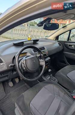 Хэтчбек Citroen C4 2006 в 