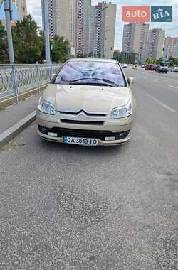 Хэтчбек Citroen C4 2006 в 