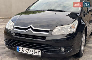 Хэтчбек Citroen C4 2009 в 