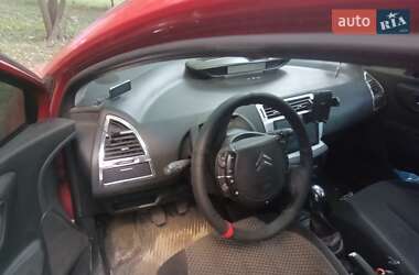 Хетчбек Citroen C4 2006 в 