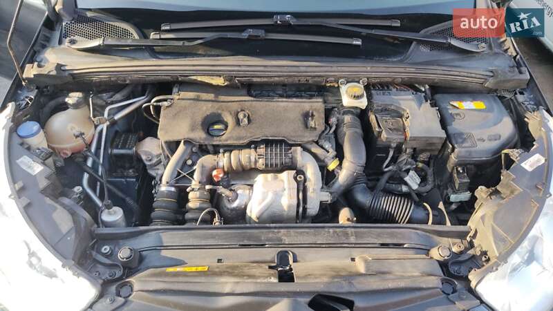 Хэтчбек Citroen C4 2014 в Киеве фото 7 Хэтчбек Citroen C4 2014 в Киеве