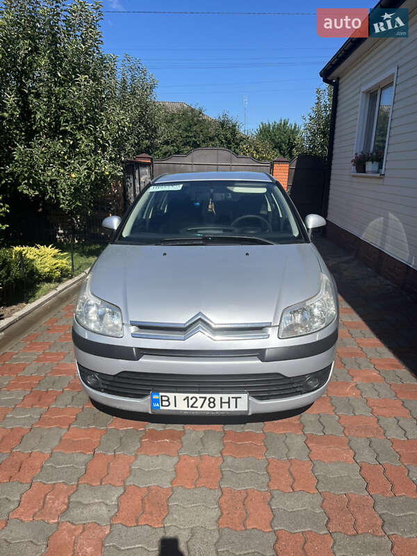 Хэтчбек Citroen C4 2008 в Пирятине