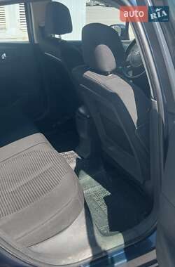 Хэтчбек Citroen C4 2009 в 