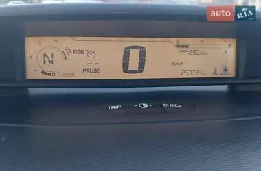 Хэтчбек Citroen C4 2009 в 