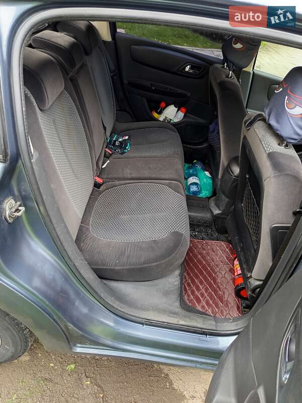 Хэтчбек Citroen C4 2007 в Кропивницком фото 14 Хэтчбек Citroen C4 2007 в Кропивницком