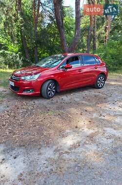 Хэтчбек Citroen C4 2017 в 