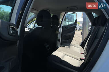 Хэтчбек Citroen C4 2012 в 