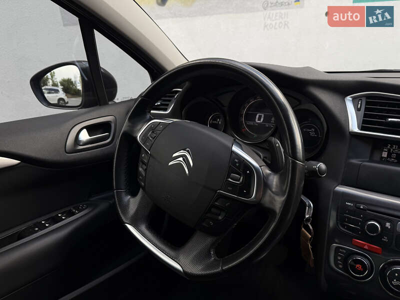 Хетчбек Citroen C4 2012 в Львові фото 15 Хетчбек Citroen C4 2012 в Львові