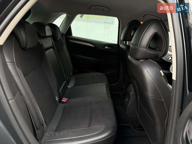 Хетчбек Citroen C4 2012 в Львові фото 17 Хетчбек Citroen C4 2012 в Львові