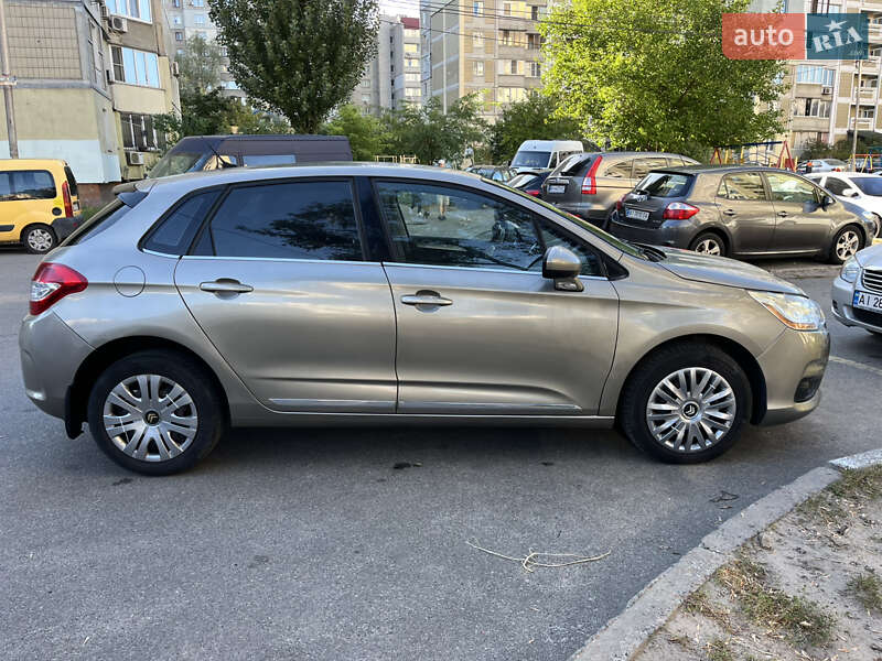 Хэтчбек Citroen C4 2013 в Киеве