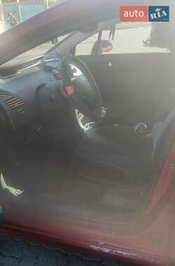 Хэтчбек Citroen C4 2009 в 