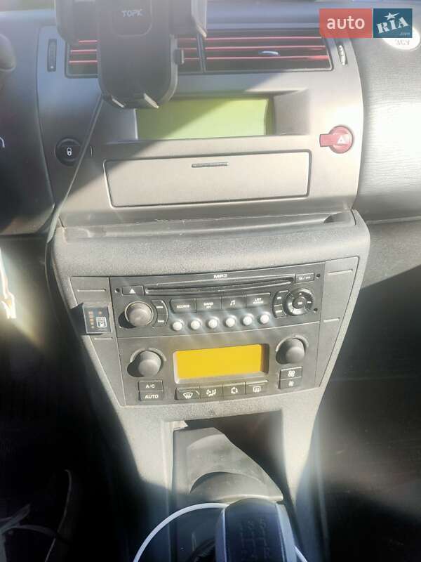 Хетчбек Citroen C4 2009 в Львові