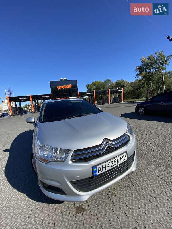 Хетчбек Citroen C4 2011 в Полтаві фото 2 Хетчбек Citroen C4 2011 в Полтаві
