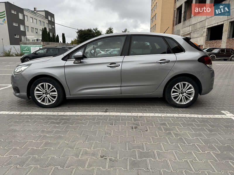 Хэтчбек Citroen C4 2016 в Тернополе