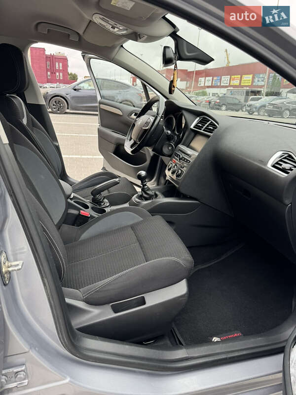 Хэтчбек Citroen C4 2016 в Тернополе