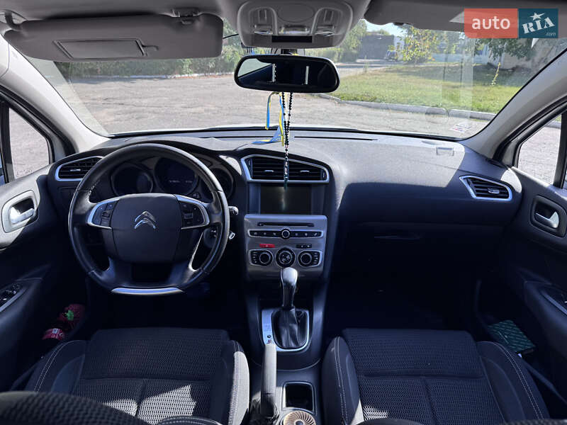 Хэтчбек Citroen C4 2015 в Киеве