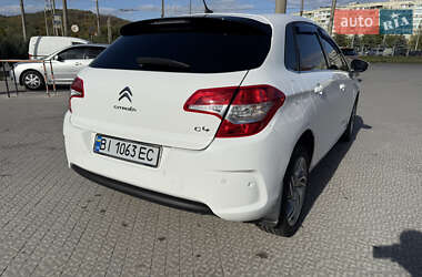 Хэтчбек Citroen C4 2012 в 