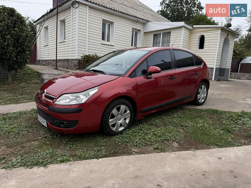 Хэтчбек Citroen C4 2006 в Прилуках