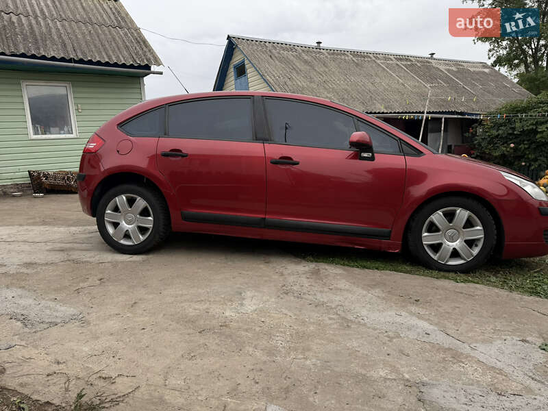 Хэтчбек Citroen C4 2006 в Прилуках