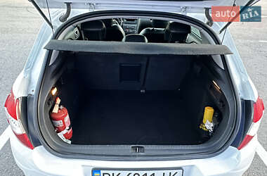 Хэтчбек Citroen C4 2012 в 