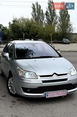Хэтчбек Citroen C4 2005 в 