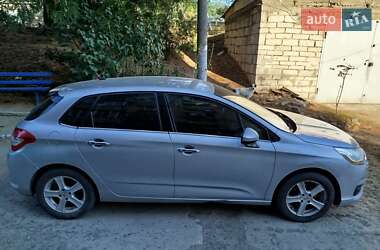 Хэтчбек Citroen C4 2011 в 