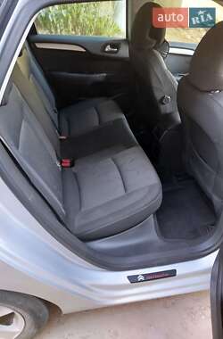Хэтчбек Citroen C4 2011 в 