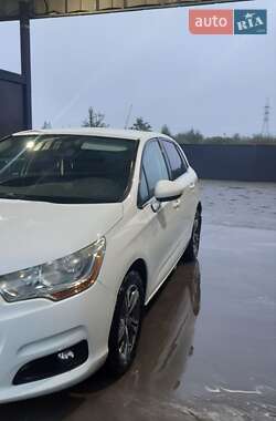 Седан Citroen C4 2012 в  фото 16 Седан Citroen C4 2012 в