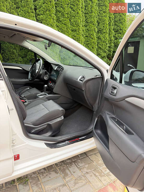 Хэтчбек Citroen C4 2012 в Каменец-Подольском