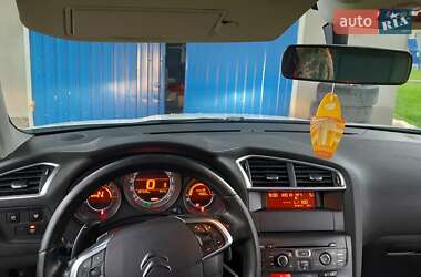 Седан Citroen C4 2012 в  фото 29 Седан Citroen C4 2012 в