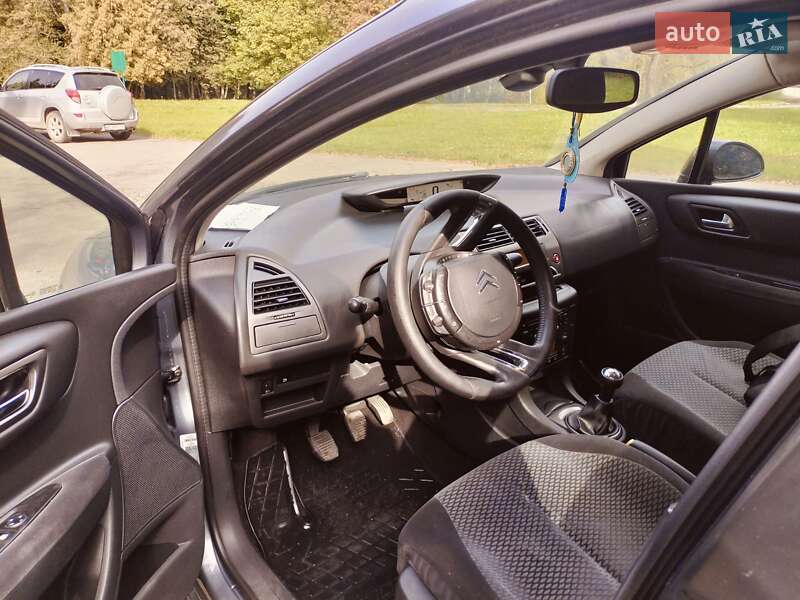 Хэтчбек Citroen C4 2009 в Львове фото 12 Хэтчбек Citroen C4 2009 в Львове