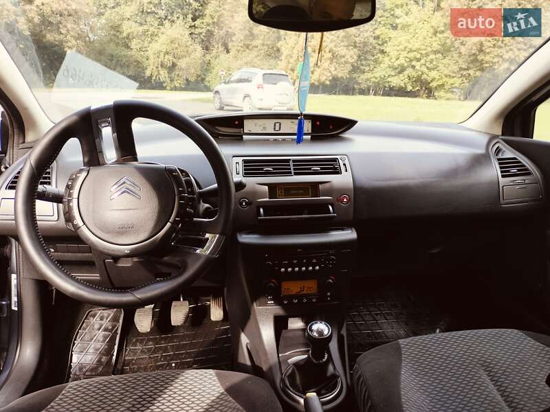 Хэтчбек Citroen C4 2009 в Львове фото 20 Хэтчбек Citroen C4 2009 в Львове