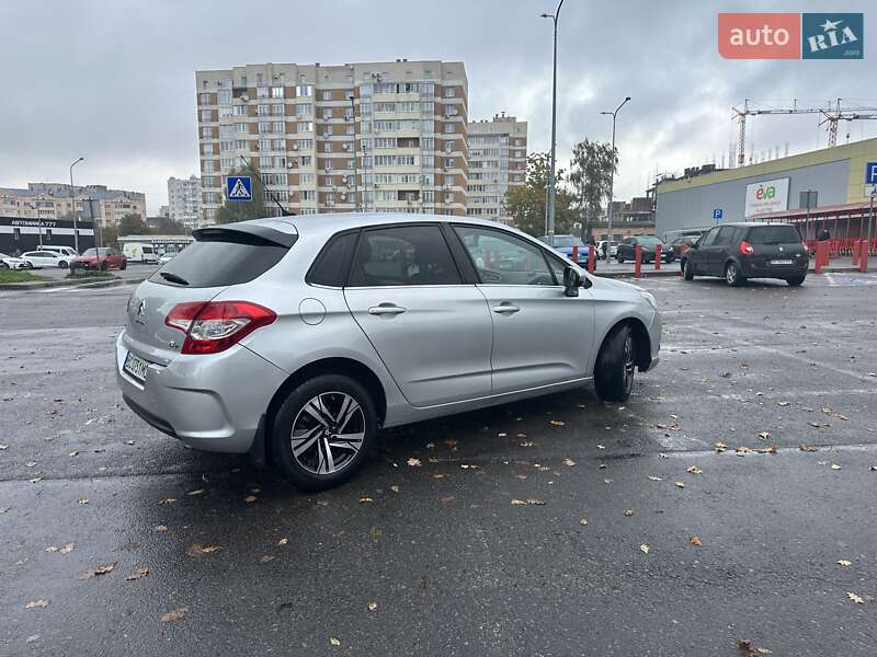 Хэтчбек Citroen C4 2014 в Львове