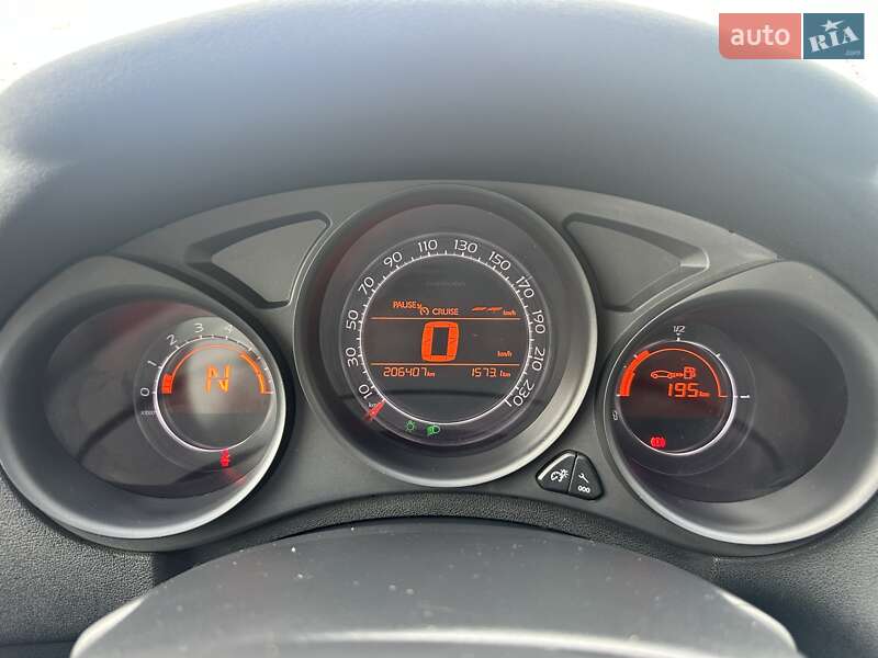 Хэтчбек Citroen C4 2014 в Львове