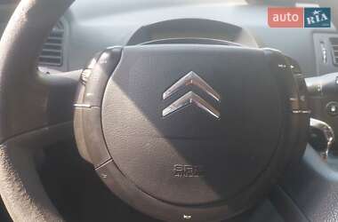 Купе Citroen C4 2006 в 
