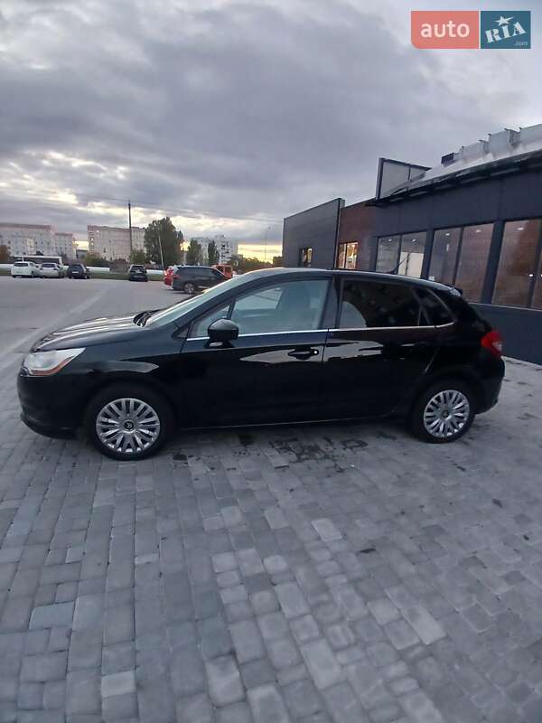 Хетчбек Citroen C4 2012 в Нетішині