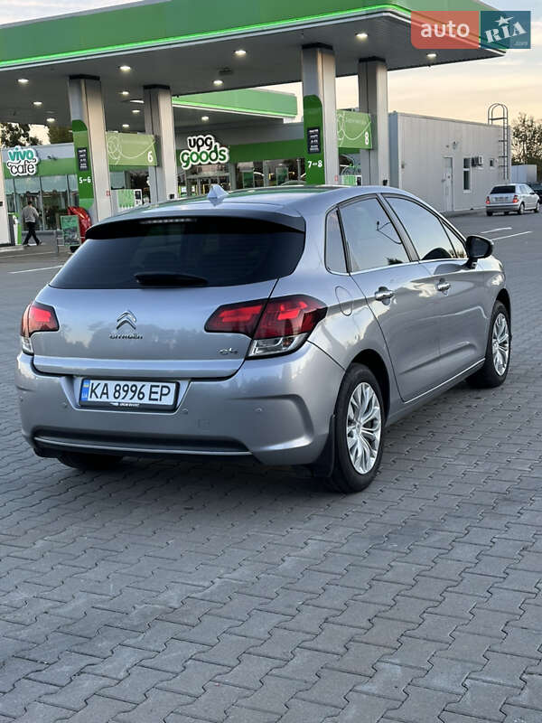 Хэтчбек Citroen C4 2017 в Киеве