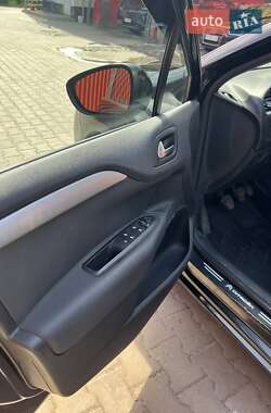 Хэтчбек Citroen C4 2012 в 