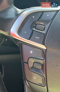 Хэтчбек Citroen C4 2012 в 