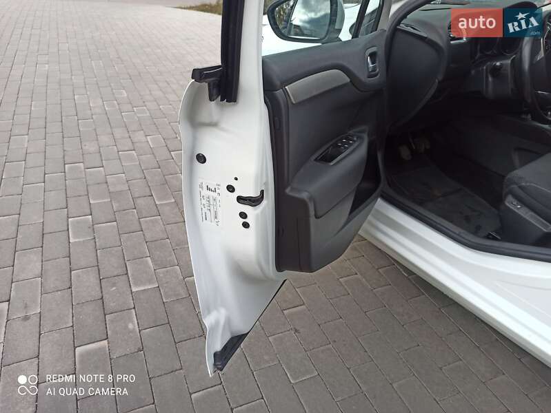 Хетчбек Citroen C4 2012 в Миргороді фото 22 Хетчбек Citroen C4 2012 в Миргороді