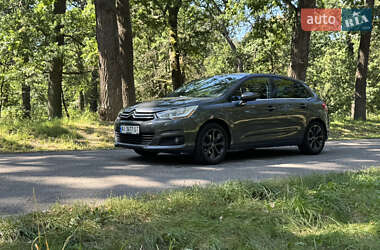 Хэтчбек Citroen C4 2012 в 