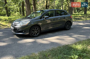 Хэтчбек Citroen C4 2012 в 