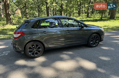 Хэтчбек Citroen C4 2012 в 