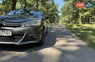 Хэтчбек Citroen C4 2012 в 